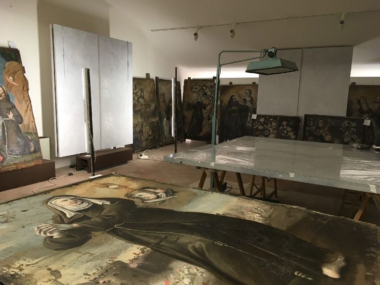 foto del laboratorio allestito all'interno del Museo di San Leo - ph.: Maria Chiara Tonucci - Serena Brioli